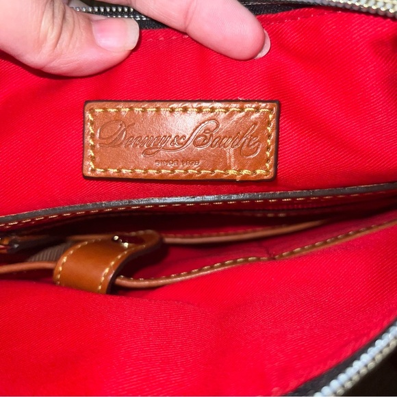 Dooney & Bourke Black and Tan Crossbody Bag❤️🔥 - Picture 6 of 9